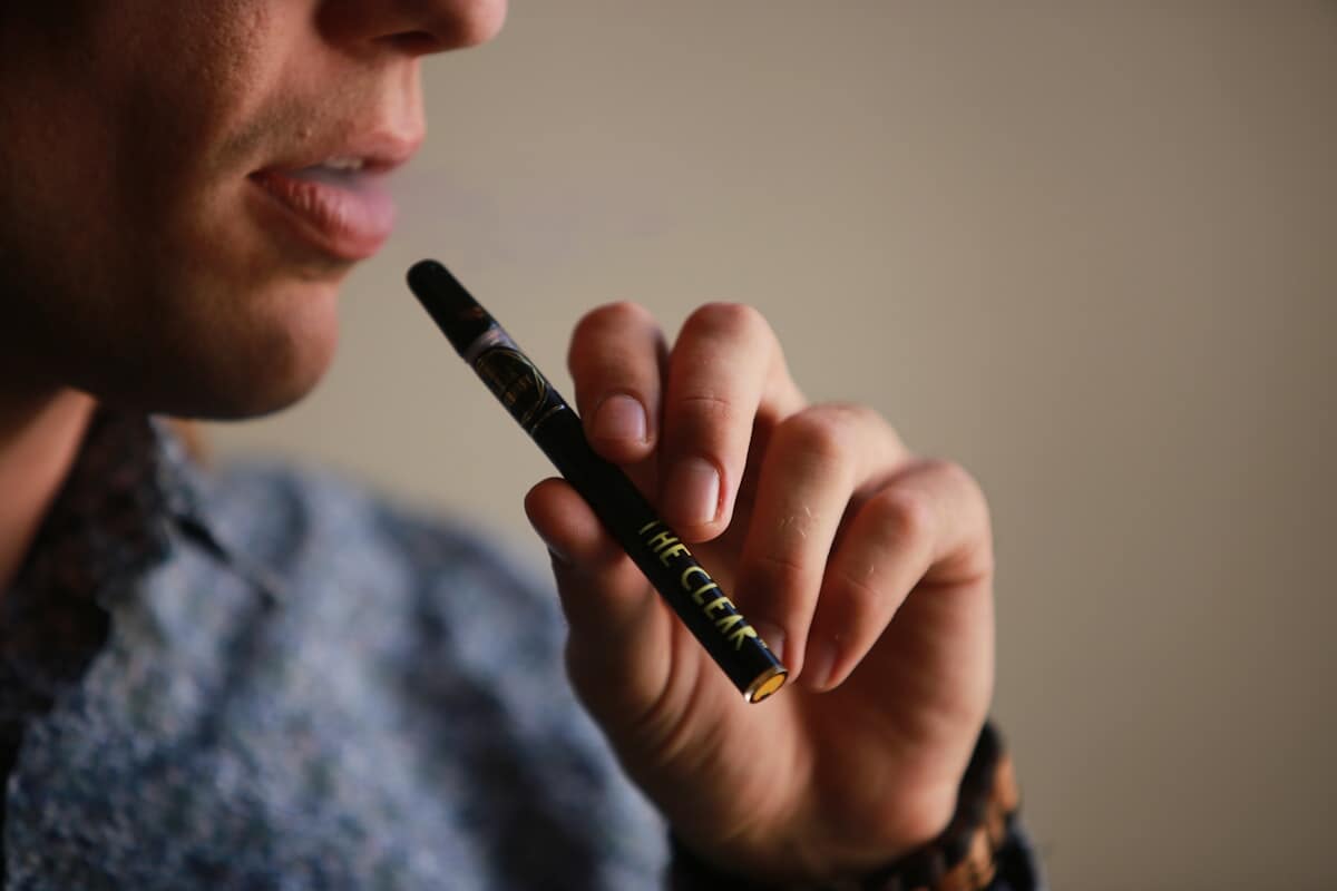 Sleek cannabis vape pen from a California brand